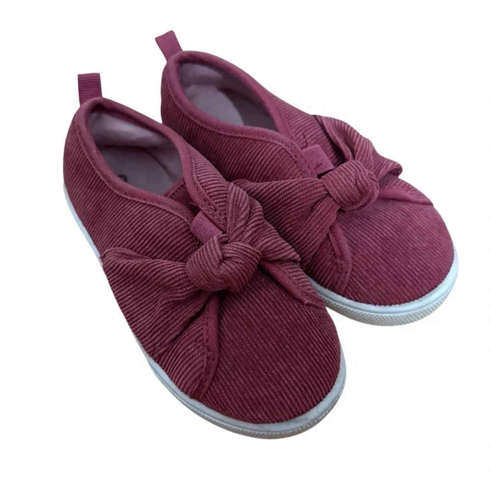 Oshkosh Toddler Girls' Florin Corduroy Knot Slip-On Sneaker, Berry Burgundy Sz 8